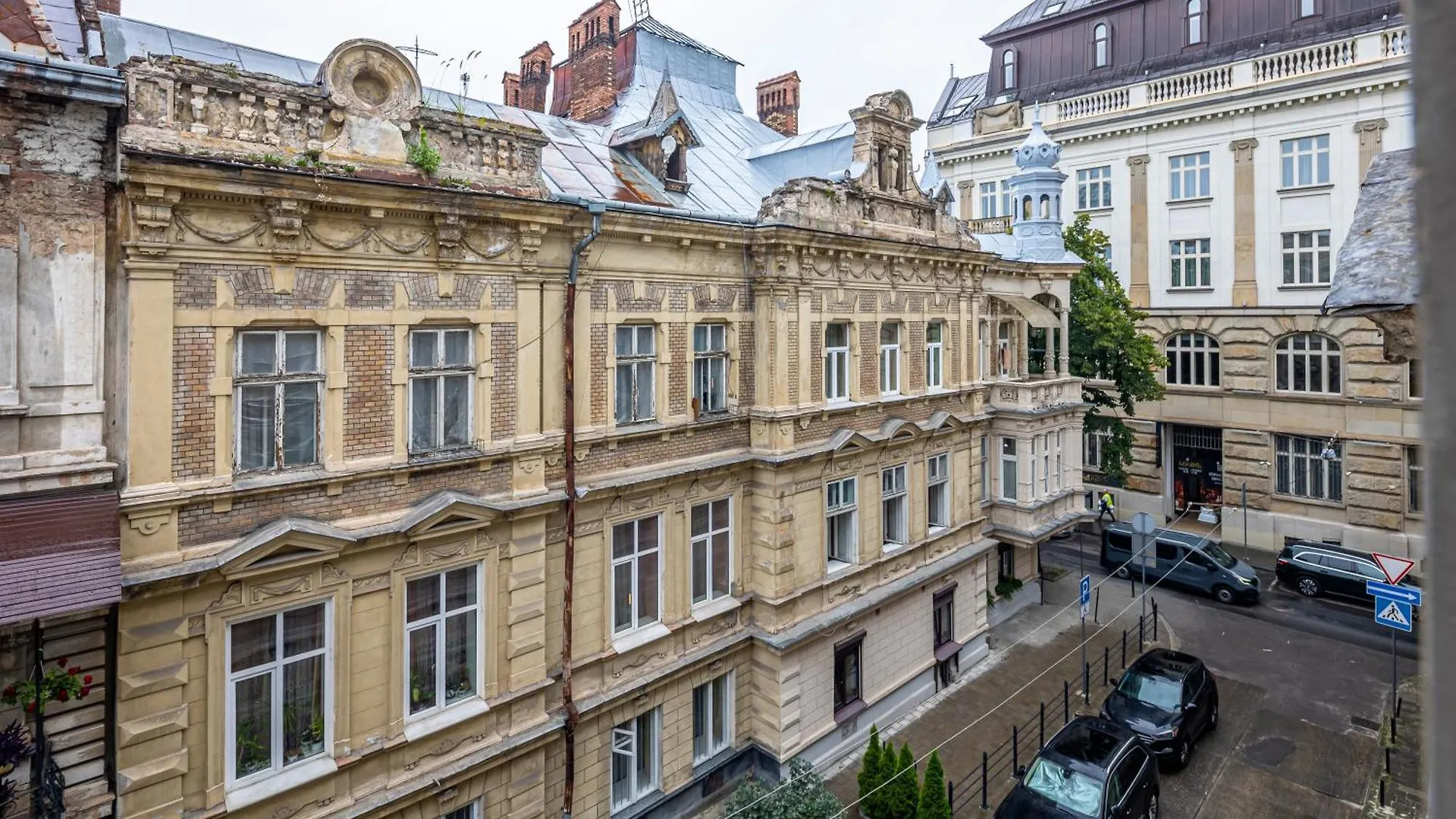 Avangard Green Park Apartment Lviv 0*,