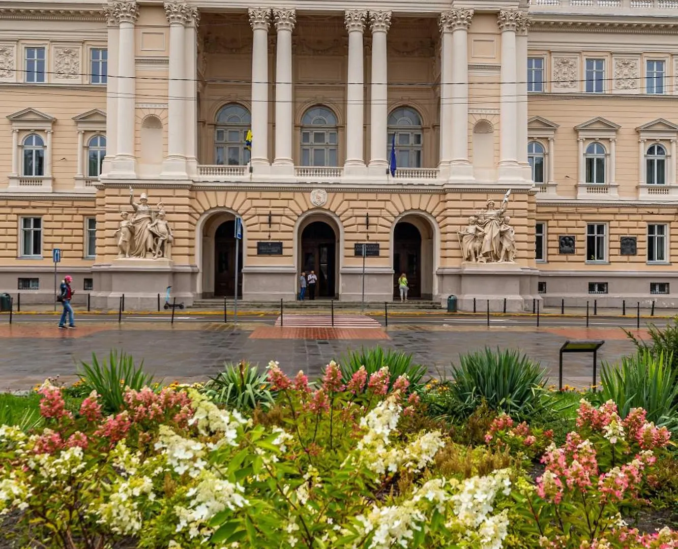 Avangard Green Park Apartment Lviv