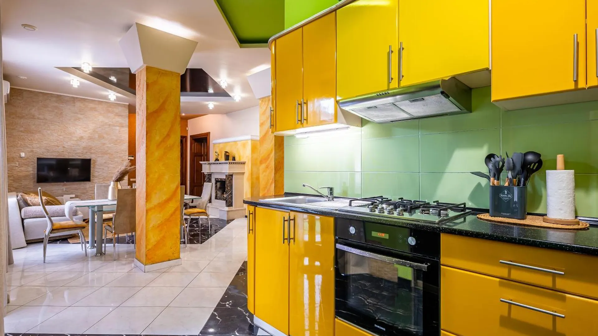 Avangard Green Park Apartment 利沃夫